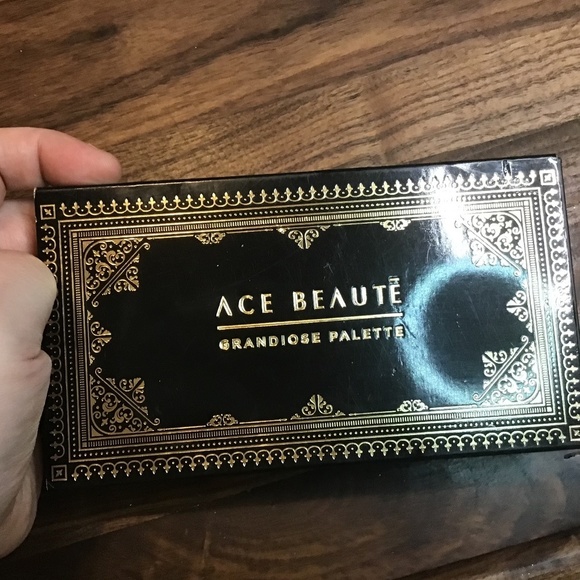 Ace beaute grandiose pallet, BNIB, eyeshadow pallet - Picture 7 of 7